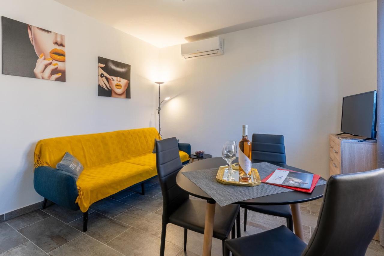 Apartment Brdanovic ツレス エクステリア 写真