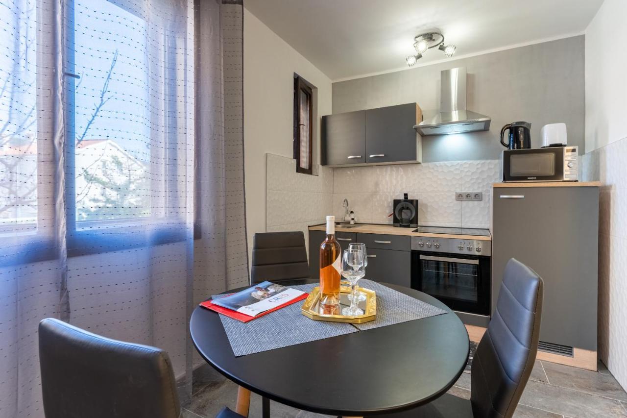 Apartment Brdanovic ツレス エクステリア 写真