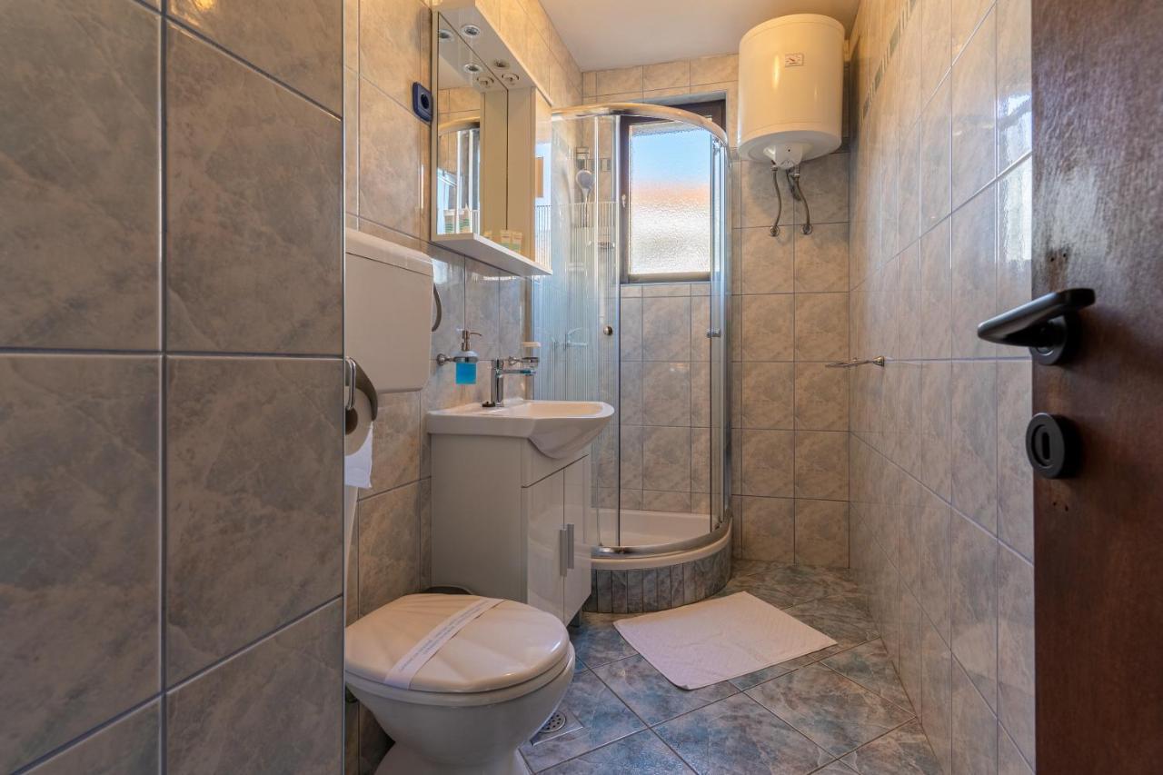 Apartment Brdanovic ツレス エクステリア 写真